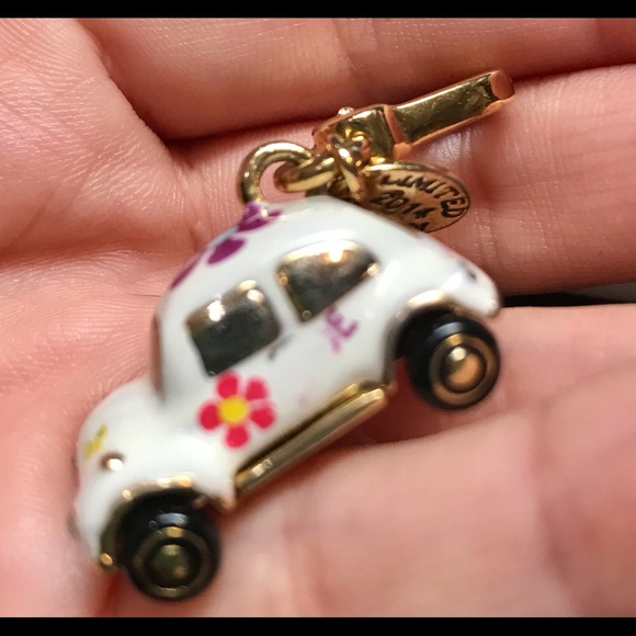Juicy Couture charm Baby you can drive my VW bug - Picture 7 of 12